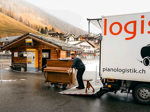 Klaviertransport im Engadin